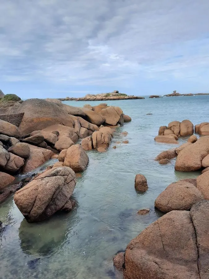 Appartement Plage De Trestraou 45M2 Perros-Guirec 0*,